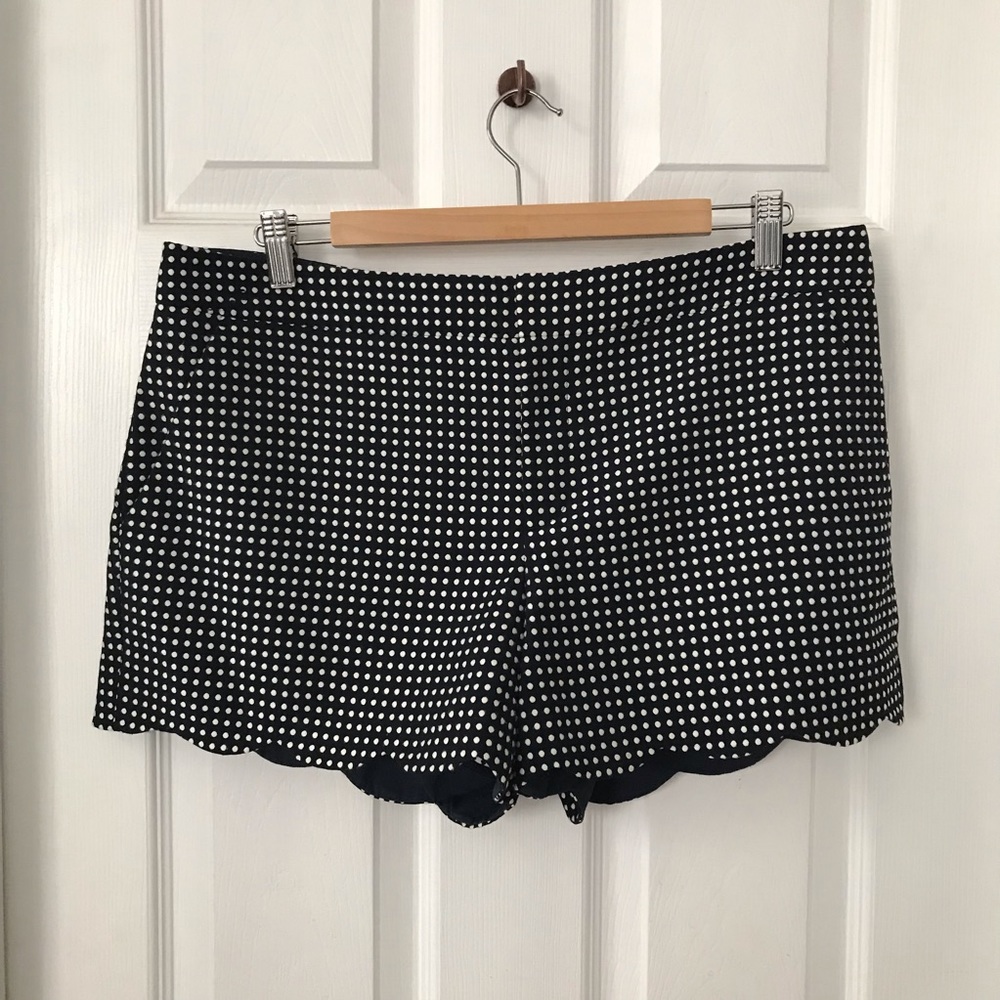 Club Monaco scalloped shorts